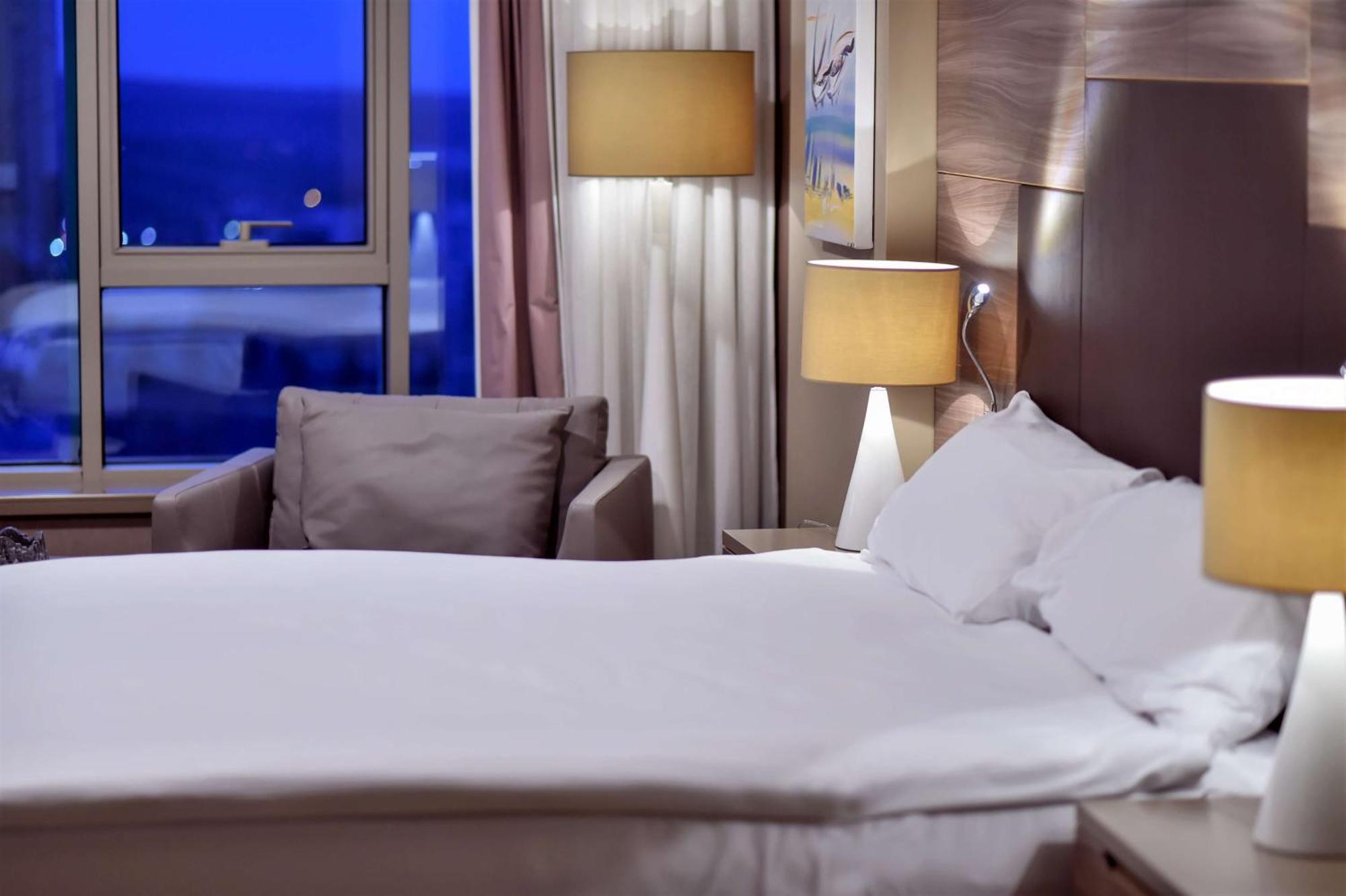Hotel Doubletree By Hilton Ankara Incek Extérieur photo
