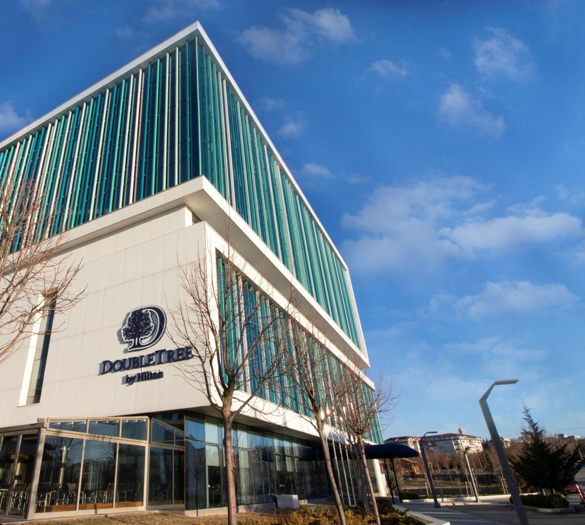 Hotel Doubletree By Hilton Ankara Incek Extérieur photo